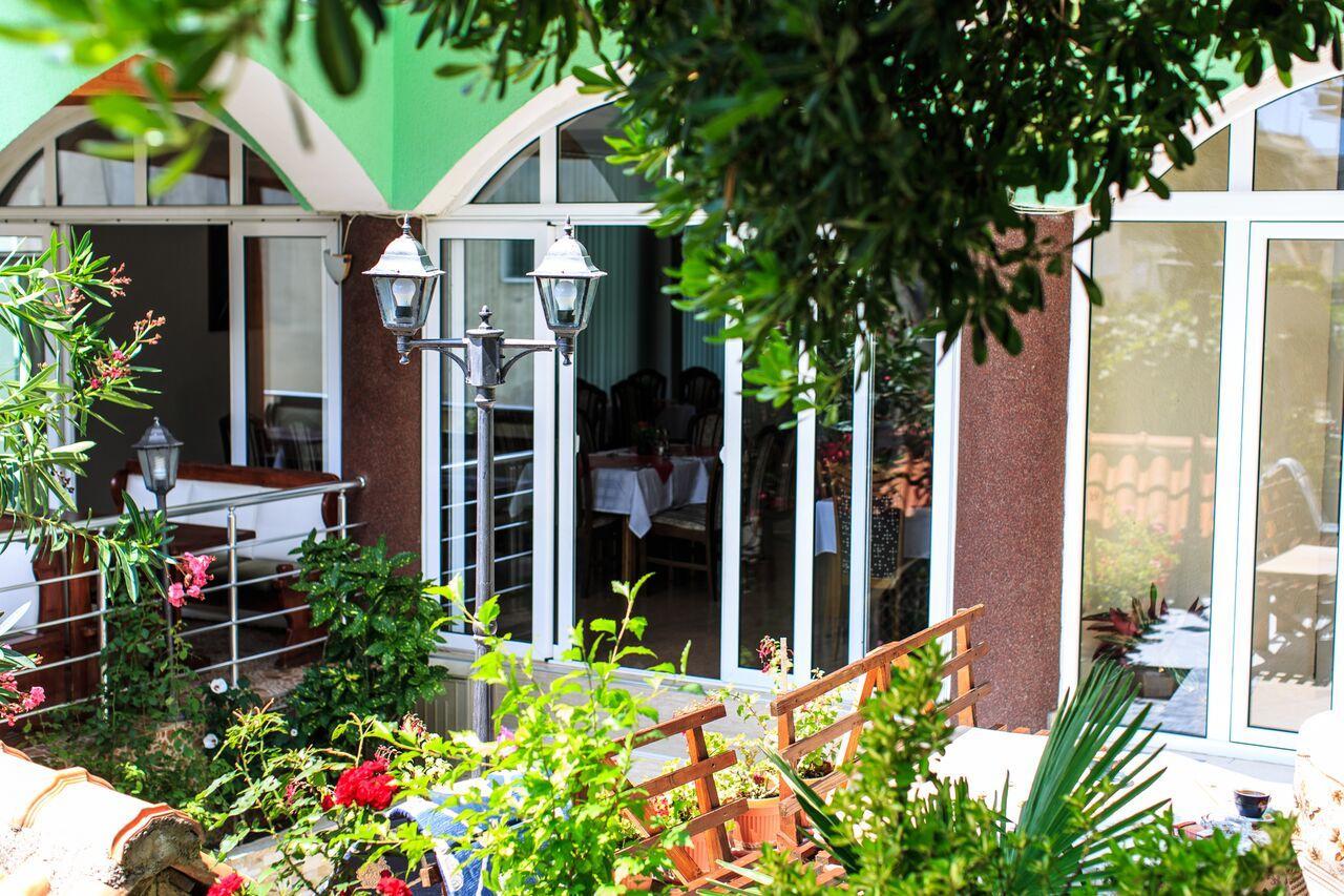 Hotel Hoti Ulcinj Eksteriør bilde